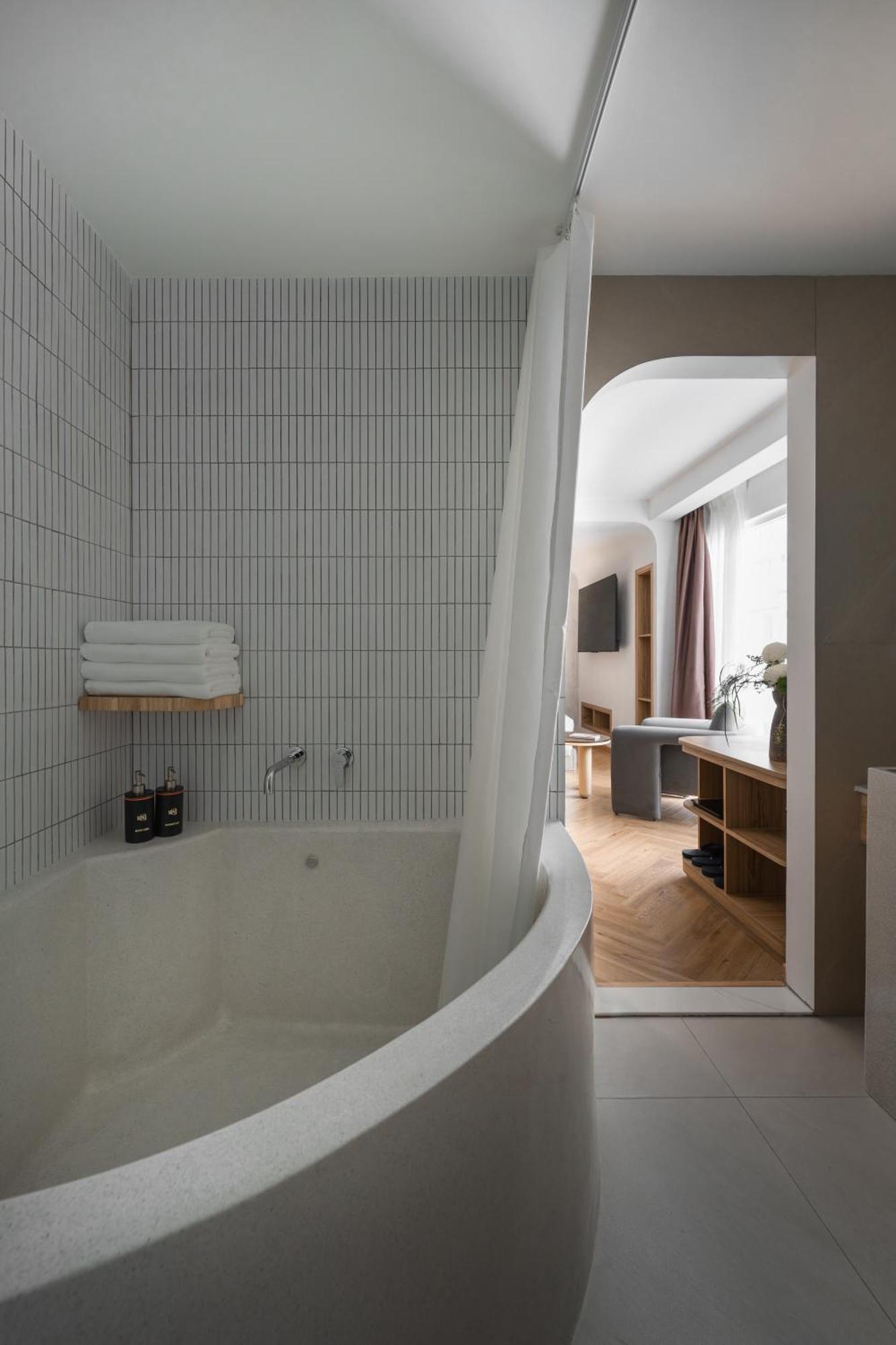 Kin Thai Lung 4* Ho Chi Minh City